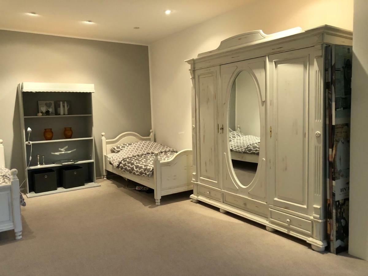 Villa Am Huelser Berg Naehe Duesseldorf Krefeld Buitenkant foto